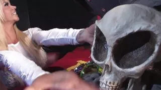 Russian Kosmonaut Nikita gets a gag order from her general