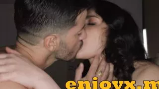 Dirty Italian mega-slut Valentina deep throats a giant jizz-shotgun and takes it deep in her wooly honeypot - observe