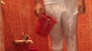 Desi Bhabi bathing & dirty talking