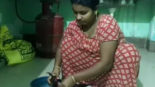 Indian Desi Beutiful Hot Wife Cooking Time Sex 2025
