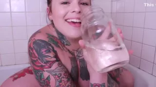 Sugarbootycb - Pissing In A Jar & Pouring It On Myself