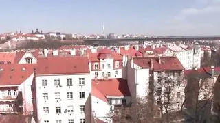 Pussy licking pussy fucking in dogging position