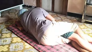 I fuck my step sister in kitchen.part 1.