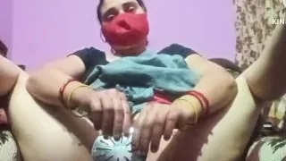 Indian mom fucking her pussy with sex toy