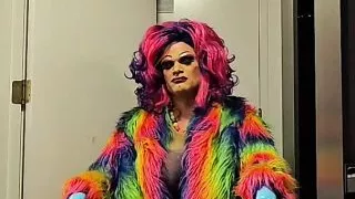 Trashy bright fag look 1