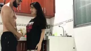 My horny stepsister heats my cock until she eats it all and gets all my milk out - Porno en Español