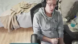 Small Quick Jerk off, with Big Cock and Huge Cum!