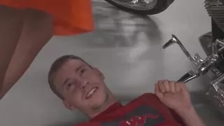 Pannendienst 4: scene 4 sexy German babe and two guys