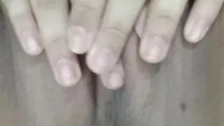 desi girl alone at home pussy fingaring..