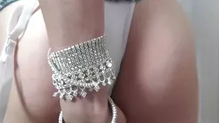 Allicia Nogueira strips her pink dress and enjoys solo