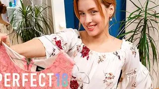 Sweet Orgasm with 18yo Cutie Angel Jolie