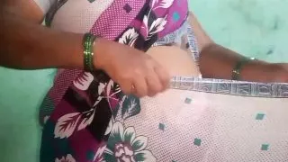 Long hire Housewife aunty sary chenging