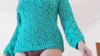 I Knitted Myself a Top and a Sweater, Bragging 02