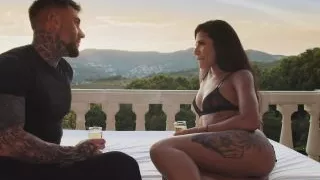 Andrea Retali, a insatiable Spanish stunner with black hair, intensively banged in the excellent outdoors. XXX!