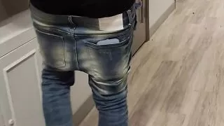 "MY FYON A$$ SAGGER NEIGHBOR " ????