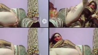 Indian stepmom massage her huge sexy ass