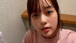 - A girl ◯ student who is excited that she should not masturbate even though there is a person next to her today.