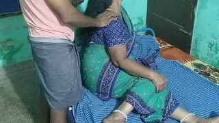 Real Sex Video of Young Man Hot Sex with Aunty