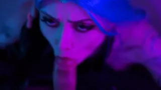 Physics Teacher Stuck His Lips To The Ice!