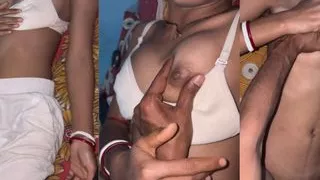 Desi Village girl outdoor first time xxx video, desi village girl tight pussy xxx video In Hindi