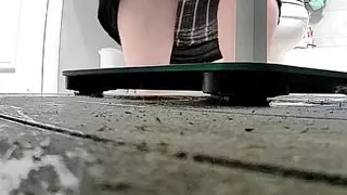 Voyeur's Cam Catches Pola's Plump Pussy