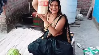 Tharki Boss Ne room renter ladki ko pel diya Boss fucking his house mad very very hard fucking