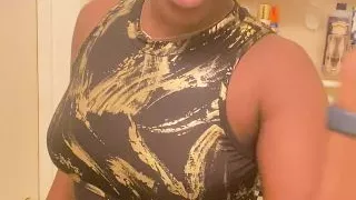 Nude & Topless (Show Boobs)