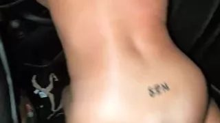 Cheating wife in backseat gets naked and fucks. Nice ass doggy cumshot