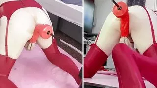 Anal orgasms on the fucking machine with British MILF Lisa Essex