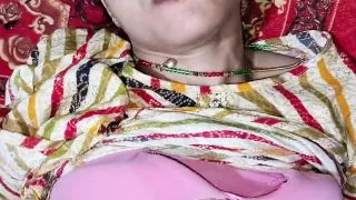 Indian hot Bhabhi took brother-in-law's dick on the pretext of pressing his waist and then started saying leave me xxx hindi audio