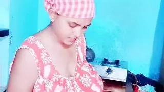 my roommate me hard in missionary then pull my hair while in while works