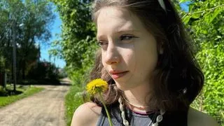 Met a Ukrainian schoolgirl girl on the street and fucked her on the same day