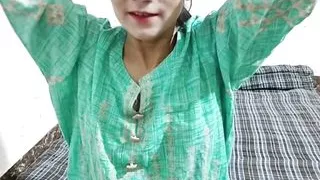 Village girl ko khet me le jake choda