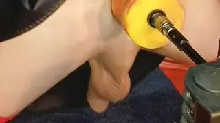 Holestrech on fucking machine