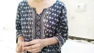 Step sister ko papde badalte dekh muth maar diya