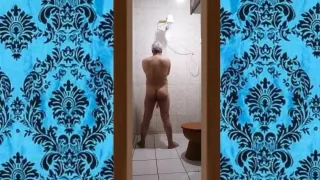 Meu Banho Gostoso Com o Pau Duro 015