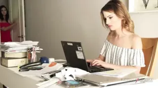 Violet & Kristen Spend Some Girl Time