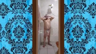 Meu Banho Gostoso Com o Pau Duro 001