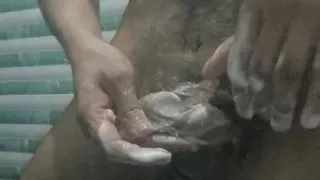 Cleaning my penis after shaving