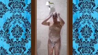 Meu Banho Gostoso Com o Pau Duro 025