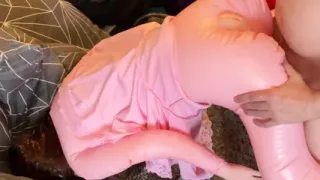 My first contact with a love doll while watching a video of a stunning asian MILF masturbating