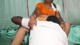 Beauty full aunty fucking with sarvent boy