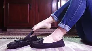 Dirty Slipper Dangle