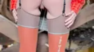 Cats don't wear panties, but I take off my panties in a cafe (part 1).