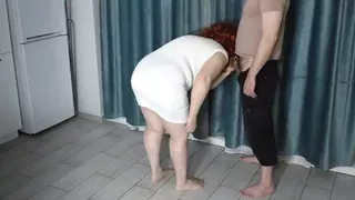 The stepmom invited her stepson and asked him to check her anal with his dick, for which she gave a blowjob