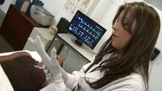 Interracial sex with Chayse Evans an experienced woman gets