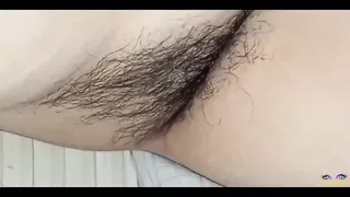 Desi Indian Bhabhi Shows Her Beautiful Sexy Big Boobs and Hairy Armpits