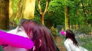 She Sucked Didlo and Went on It to Receive a Squirt