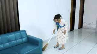 The maid used to steal in the boss's house