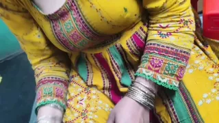 Hot sexy stepmom ki chuday Pakistani sex